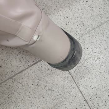 Çizmelerde Topuk Deformasyonu Ve İade Talebi