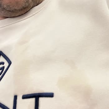 Uçakta Üzerime Dökülen Çay Ve Kabin Memurunun İlgisizliği