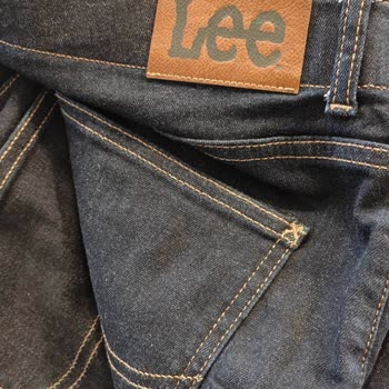 Özdilek'ten Alınan Pantolonun Boya Verme Sorunu Çözülmedi