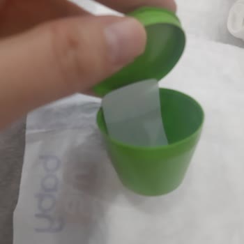 Hijyen Sorunu: Oyuncaklı Çikolatanın İçinden Saç Kılı Çıktı