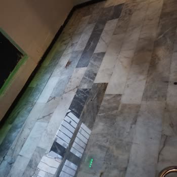 Hazım Ersu İlkokulu'nda Islak Zemin Tehlikesi