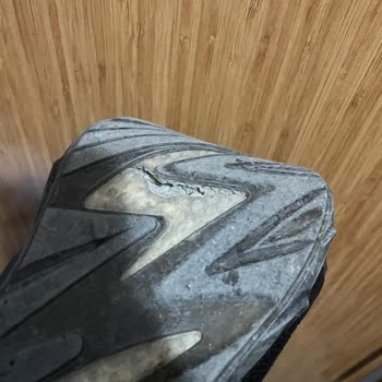 Derimod Ayakkabı Taban Çatlağı Ve Yetersiz Müşteri Hizmetleri