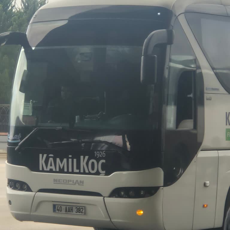 Arızalı Otobüs Ve İlgisiz Müşteri Hizmetleri
