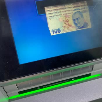 Yapı Kredi Bankası ATM'den Para Çekememe Ve Uzayan Çözüm Süreci