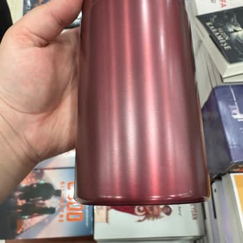 Stanley Termosun Plastik Kokusu Ve Mağaza İlgisizliği