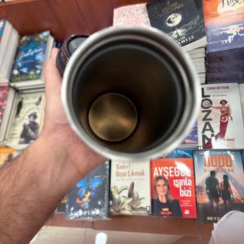 Stanley Termosun Plastik Kokusu Ve Mağaza İlgisizliği