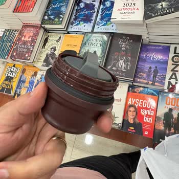 Stanley Termosun Plastik Kokusu Ve Mağaza İlgisizliği