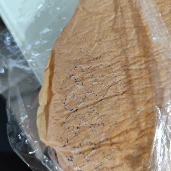 Emsan Kek Kalıbı Eriyerek Pandispanyayı Mahvetti