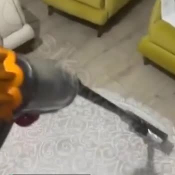 Dyson V12 Cihazı Boru Kısmı Sallanıyor