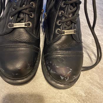 Yanıltıcı Ürün Bilgisi Ve Yavaş Hizmet: Yeşil Kundura Deneyimi