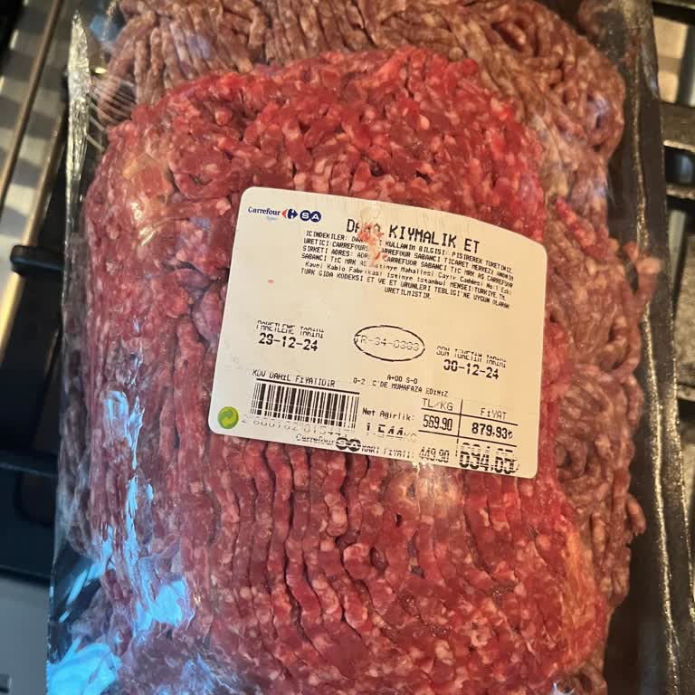 Carrefour SA'dan Alınan Bozuk Kıyma Yılbaşı Davetini Mahvetti