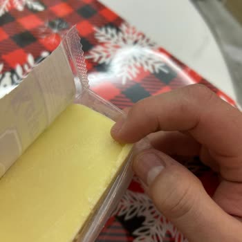 Mahmut Kaya Süt Ürünleri Kaşar Peynirinde Hijyen Sorunu: Tüketici Haklarını Arıyor