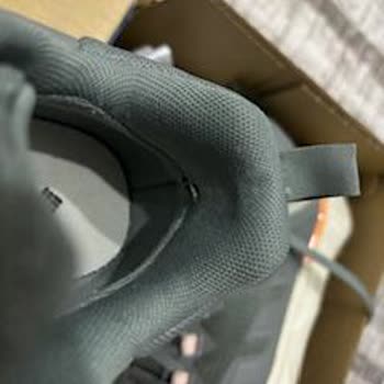 Kısa Sürede Yıpranan Pahalı Ayakkabı Ve Yetersiz Müşteri Hizmeti