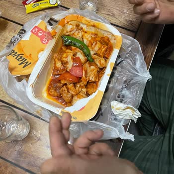 Büyükçekmece Maydanoz Döner'de Hayal Kırıklığı: Sipariş Ve Müşteri Hizmetleri Sorunları
