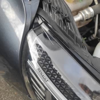 Garanti Kapsamında Olmayan Far Çatlakları Ve Renault Hayal Kırıklığı