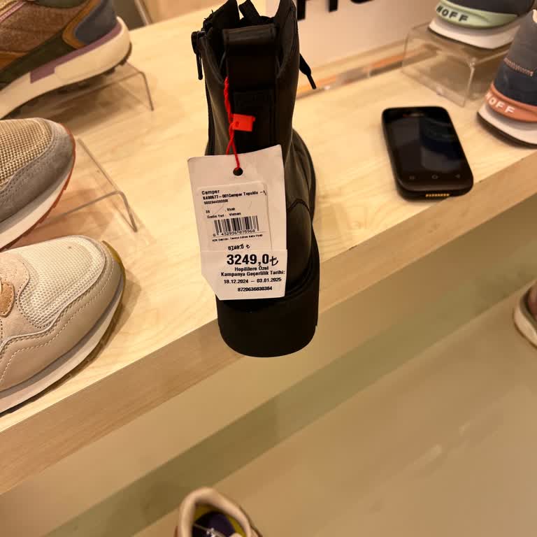 Yanlış Etiket Fiyatından Ayakkabı Alamama Sorunu