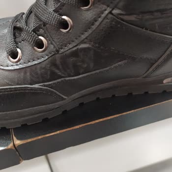 FLO'dan Alınan Botun Kalitesizliği Ve İade Süreci Sorunu