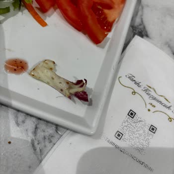 Tarihi Kuzguncuk Fırını Maltepe Şubesinde Saygısız Hizmet Ve Hijyen Sorunu