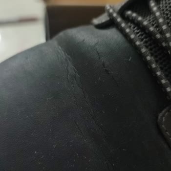 Dayanıksız Ayakkabı Ve Yetersiz Müşteri Hizmeti