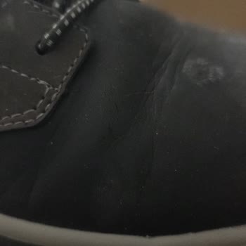 Dayanıksız Ayakkabı Ve Yetersiz Müşteri Hizmeti