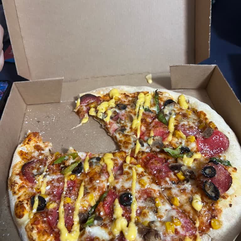 Domino's Pizza Siparişinde Eksik Malzeme Ve Kalitesiz Sunum