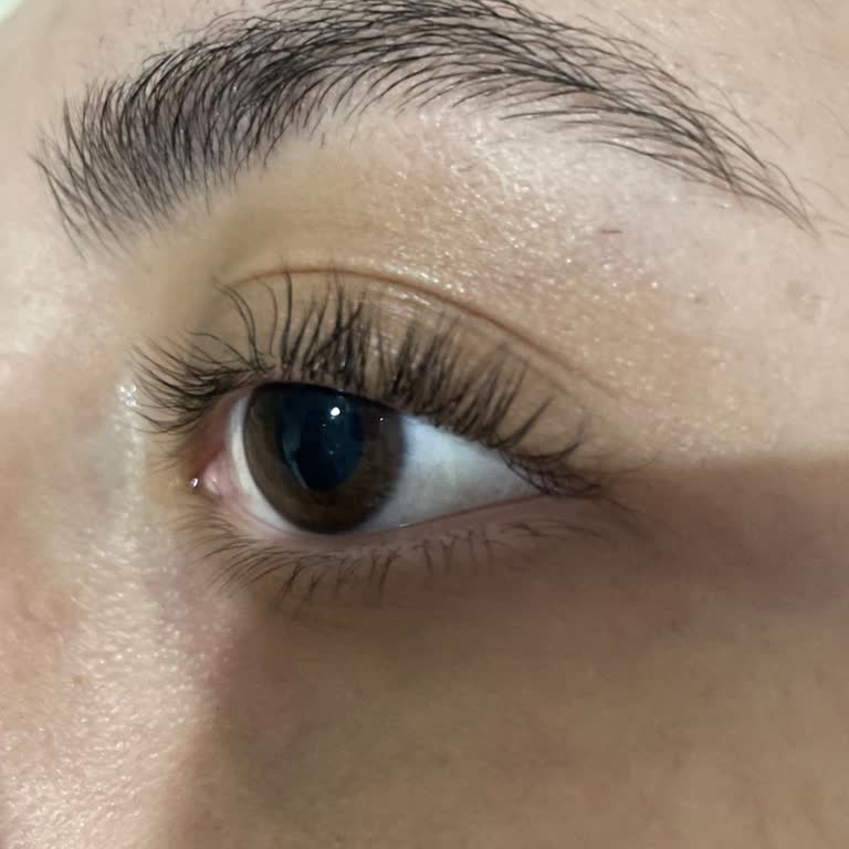 Kirpik Lifting Kabusu: Lila Beauty Art'ta Yaşanan Hayal Kırıklığı