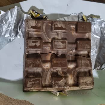 Ülker Çikolata Yine Küflü Çıktı Müşteri Hizmetleri Hayal Kırıklığı