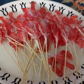 Kırık Horoz Şekerleri Ve Müşteri Hizmetleri Sorunu