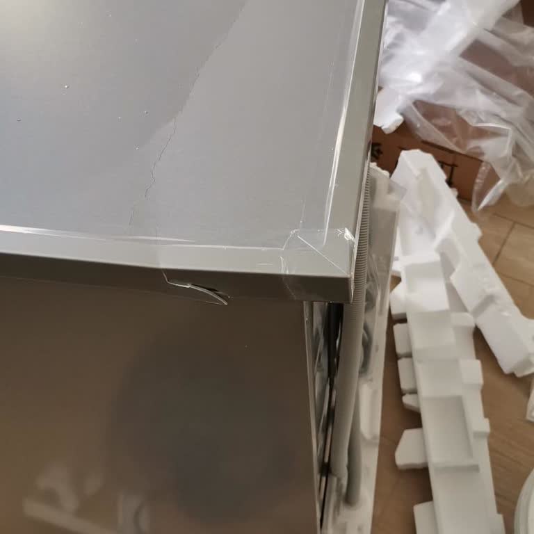 Kırık Parçalarla Teslim Edilen Bulaşık Makinesi