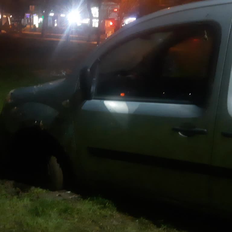 Yol Yardımı Hayal Kırıklığı: Axa Sigorta'nın İşlevsiz Hizmeti