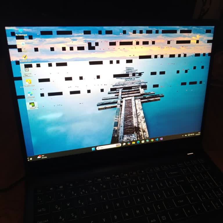 Yeni Alınan Laptopta İlk Günden Yaşanan Sorunlar