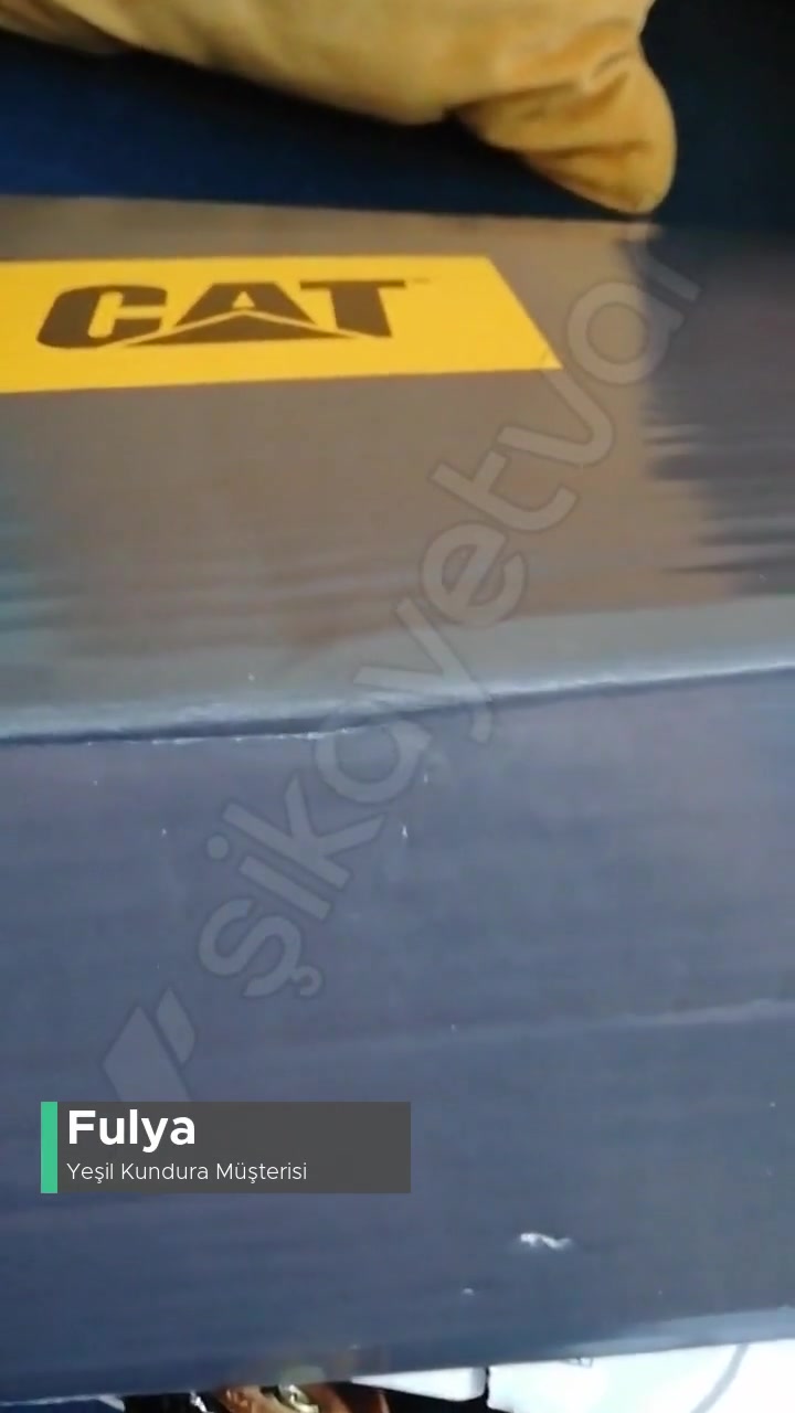 Yeşil Kundura Kusurlu Ürün Satışı videonun kapak resmi