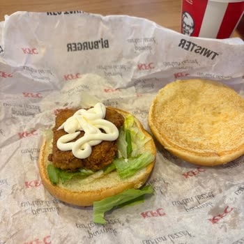 KFC'de Aldatıcı Görseller Ve Eksik Ürün Sorunu