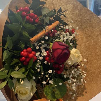 Yanlış Ürün Teslimatı Ve Yetersiz Çözüm: Çiçek Sepeti'nde Hayal Kırıklığı