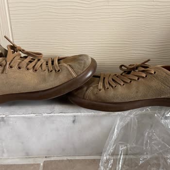 Camper Ayakkabılar: Renk Atması Ve Deformasyon Sorunu