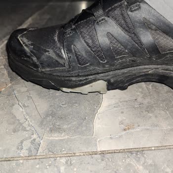 Su Geçirmez Ayakkabının Hayal Kırıklığı