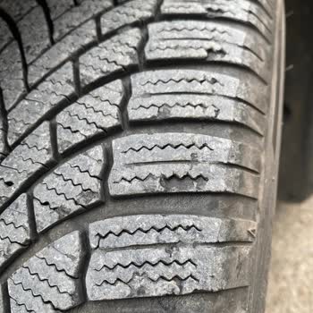 Bridgestone Kış Lastiklerinde Dökülme Ve Kopma Sorunu