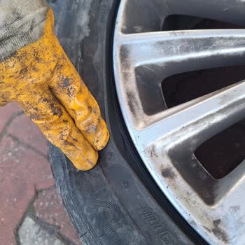 Rögar Kapağı Yüzünden Patlayan Lastik