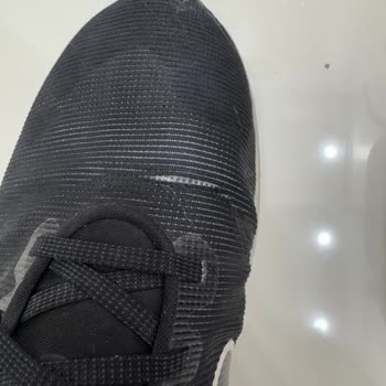 Deichmann Kalitesiz Ürün ve Yetersiz Müşteri Hizmeti