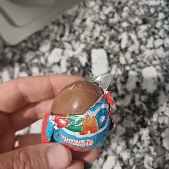 Migros'tan Alınan Üründe Canlı Kurt Şoku