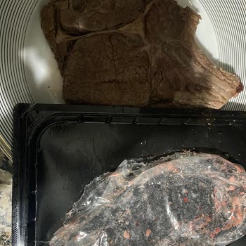 A101'den Aldığım Etin Kötü Kokusu Misafirlerimi Mağdur Etti