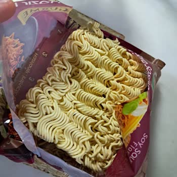 Eksik Ve Hatalı Soslar: Indomie Noodle Deneyimi
