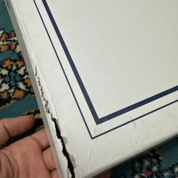 Damat Bohçasında Hayal Kırıklığı: Hasarlı Paketleme