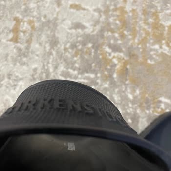 Birkenstock A101'den Aldığım Terlik Annemin Ayaklarını Yaraladı