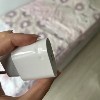 Orijinal Şarj Aleti Elimde Patladı