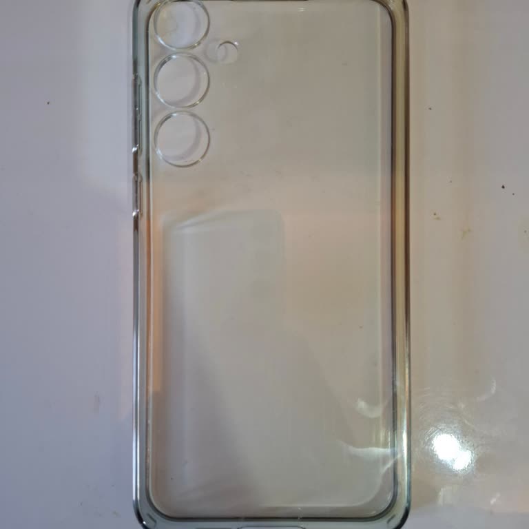 Spigen Kılıfın Hızla Sararması Hayal Kırıklığı Yarattı