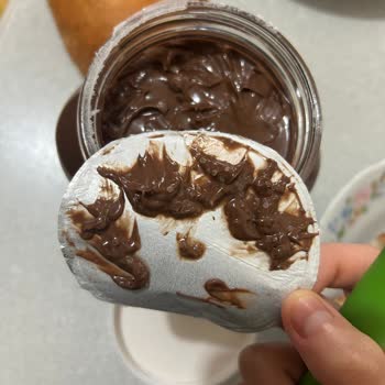 Nutella'da Beklenmedik Sorun: Beyaz Pütürcükler