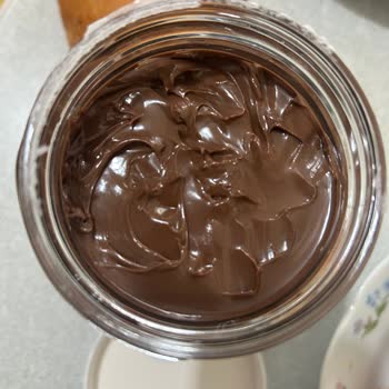 Nutella'da Beklenmedik Sorun: Beyaz Pütürcükler