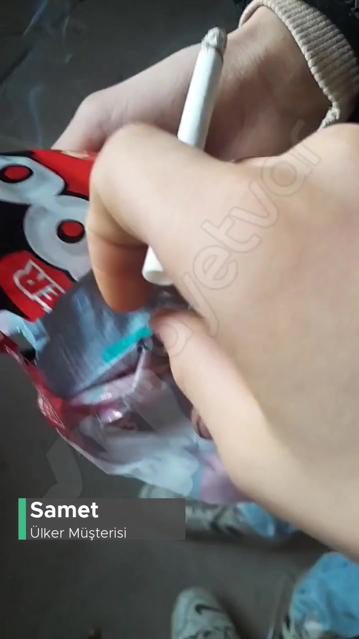 Ülker Yupo Kolalı videonun kapak resmi