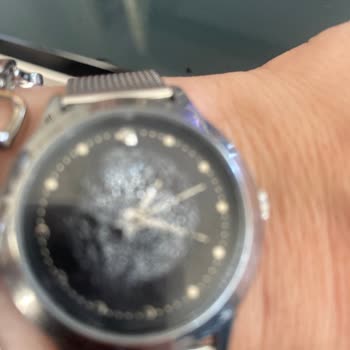 Guess Saatin Su Alma Sorunu